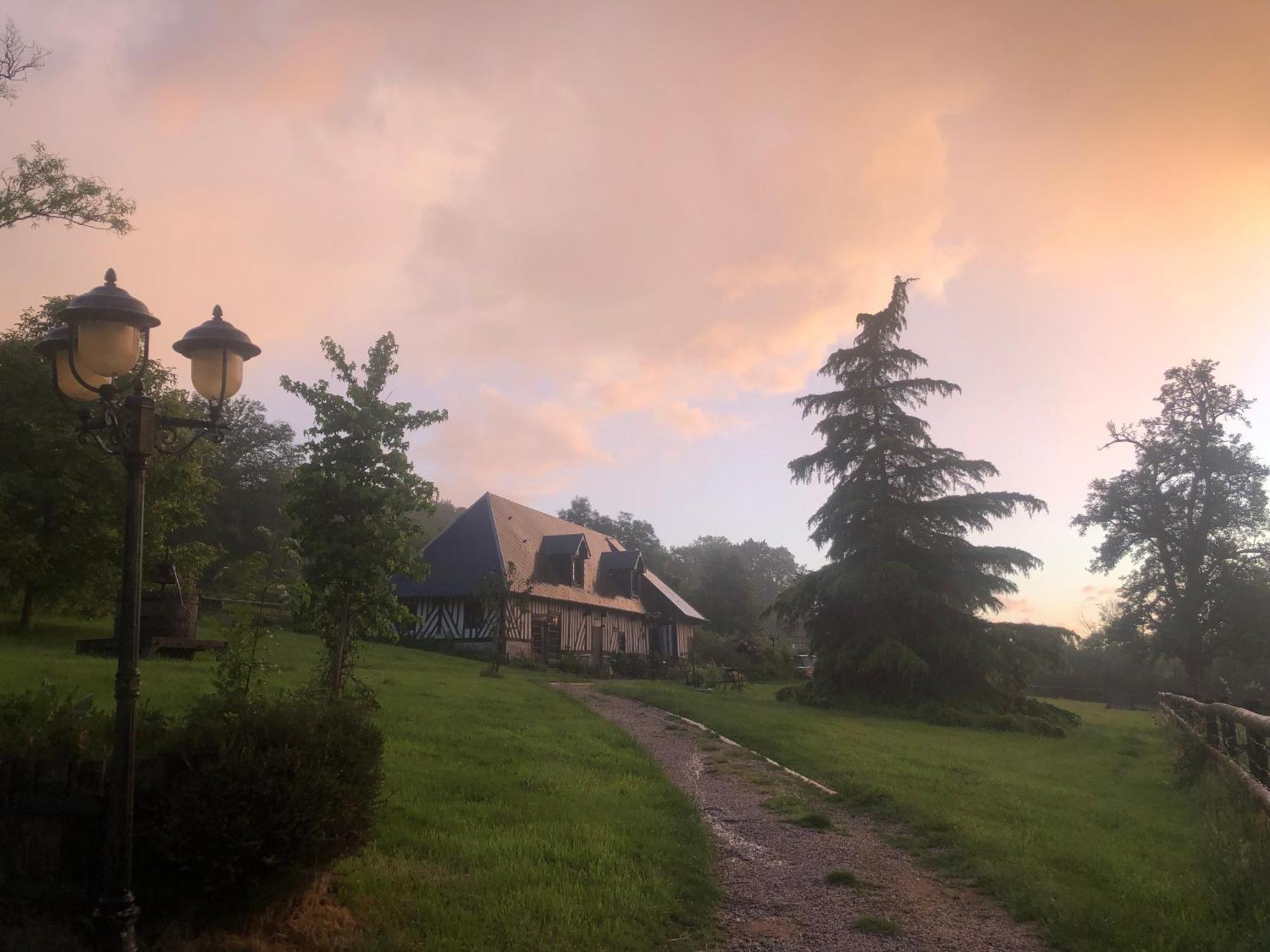 Manerbe Le Champ Des Possibles Bed & Breakfast エクステリア 写真