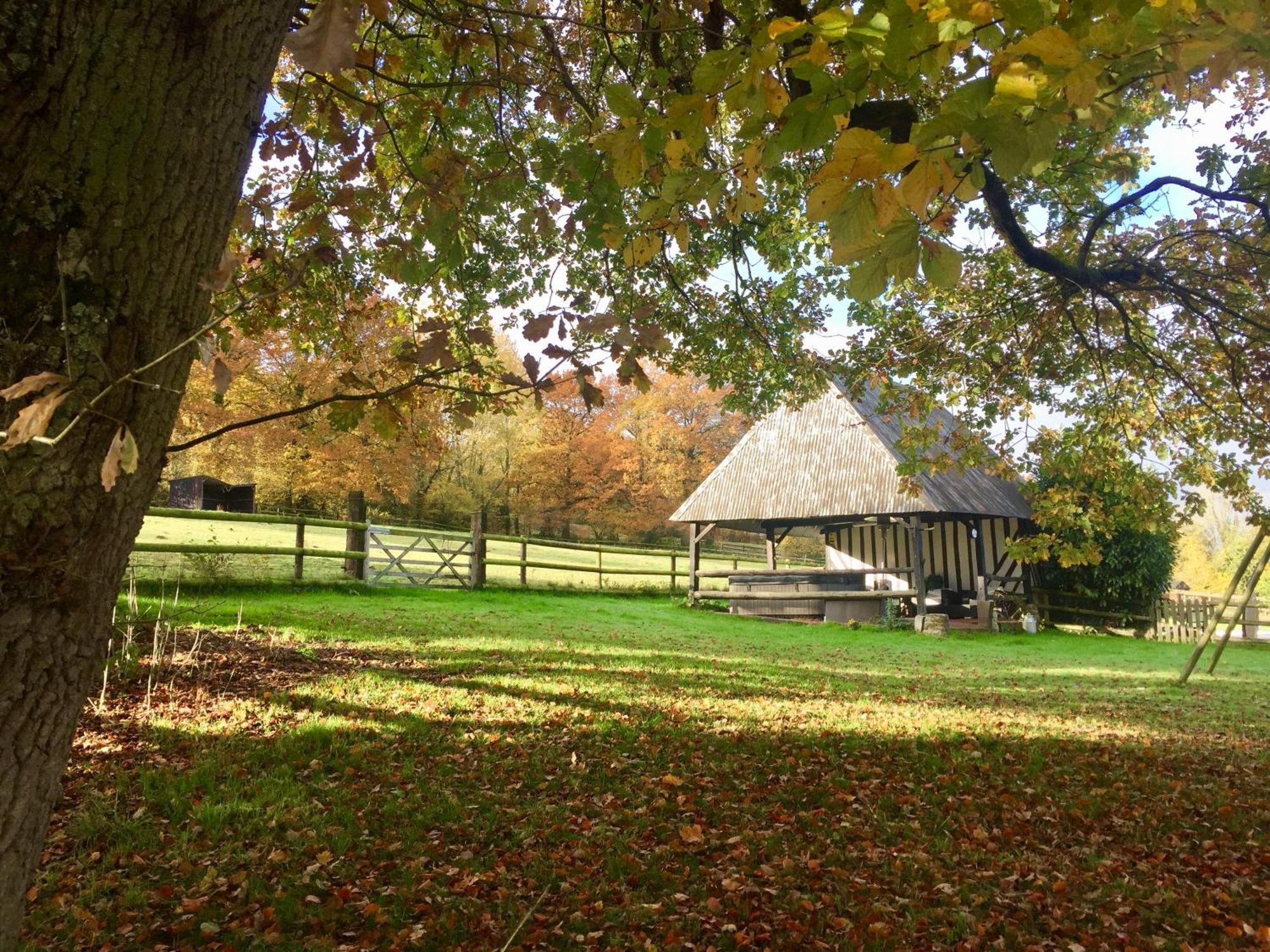 Manerbe Le Champ Des Possibles Bed & Breakfast エクステリア 写真