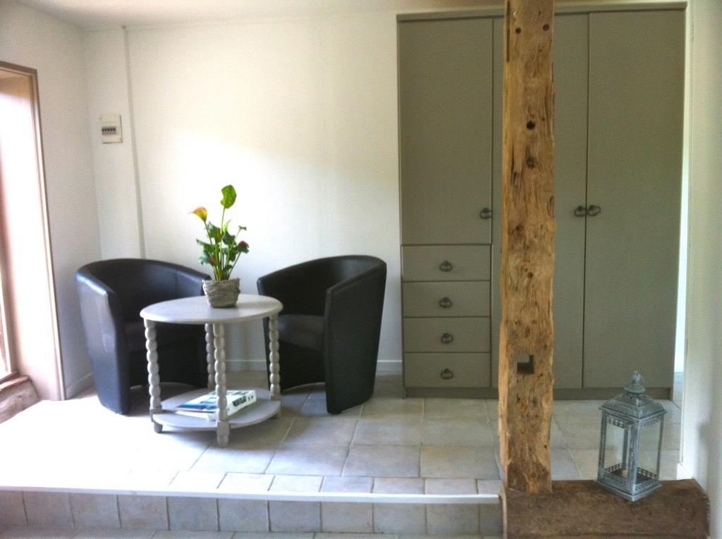 Manerbe Le Champ Des Possibles Bed & Breakfast エクステリア 写真